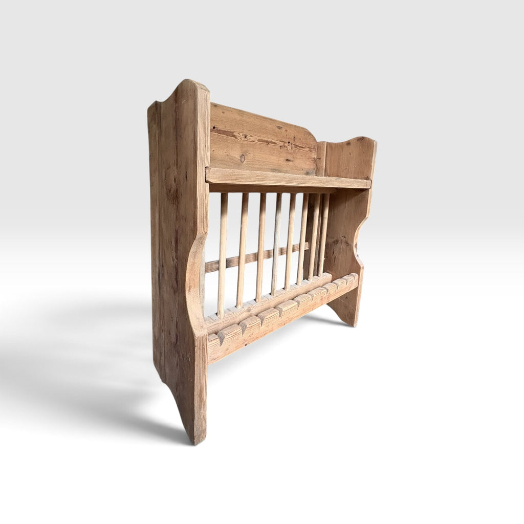 Vintage English Country Wall-Mounted Plate Rack